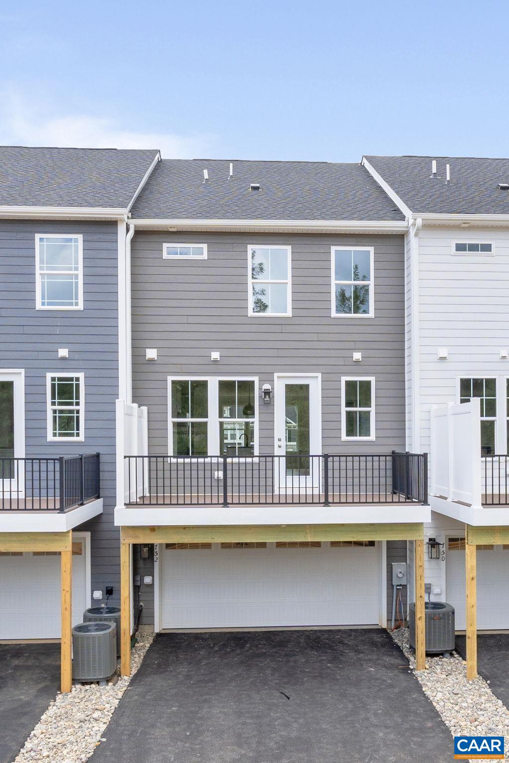 752 PARK RIDGE DR, CROZET, Virginia 22932, 4 Bedrooms Bedrooms, ,3 BathroomsBathrooms,Residential,The Poplar II - Interior Unit - Elevation H,752 PARK RIDGE DR,669622 MLS # 669622