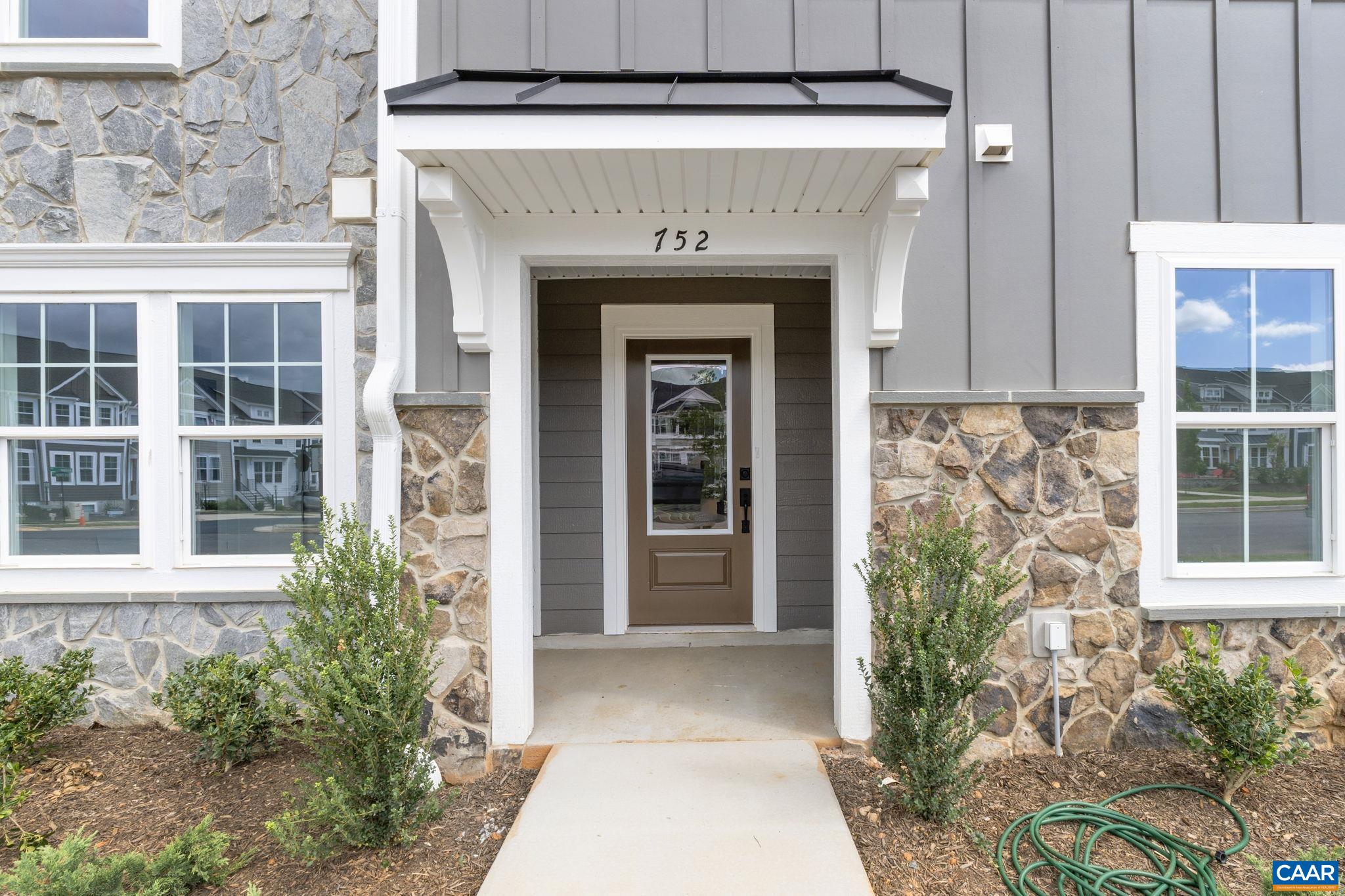 752 PARK RIDGE DR, CROZET, Virginia 22932, 4 Bedrooms Bedrooms, ,3 BathroomsBathrooms,Residential,The Poplar II - Interior Unit - Elevation H,752 PARK RIDGE DR,669622 MLS # 669622