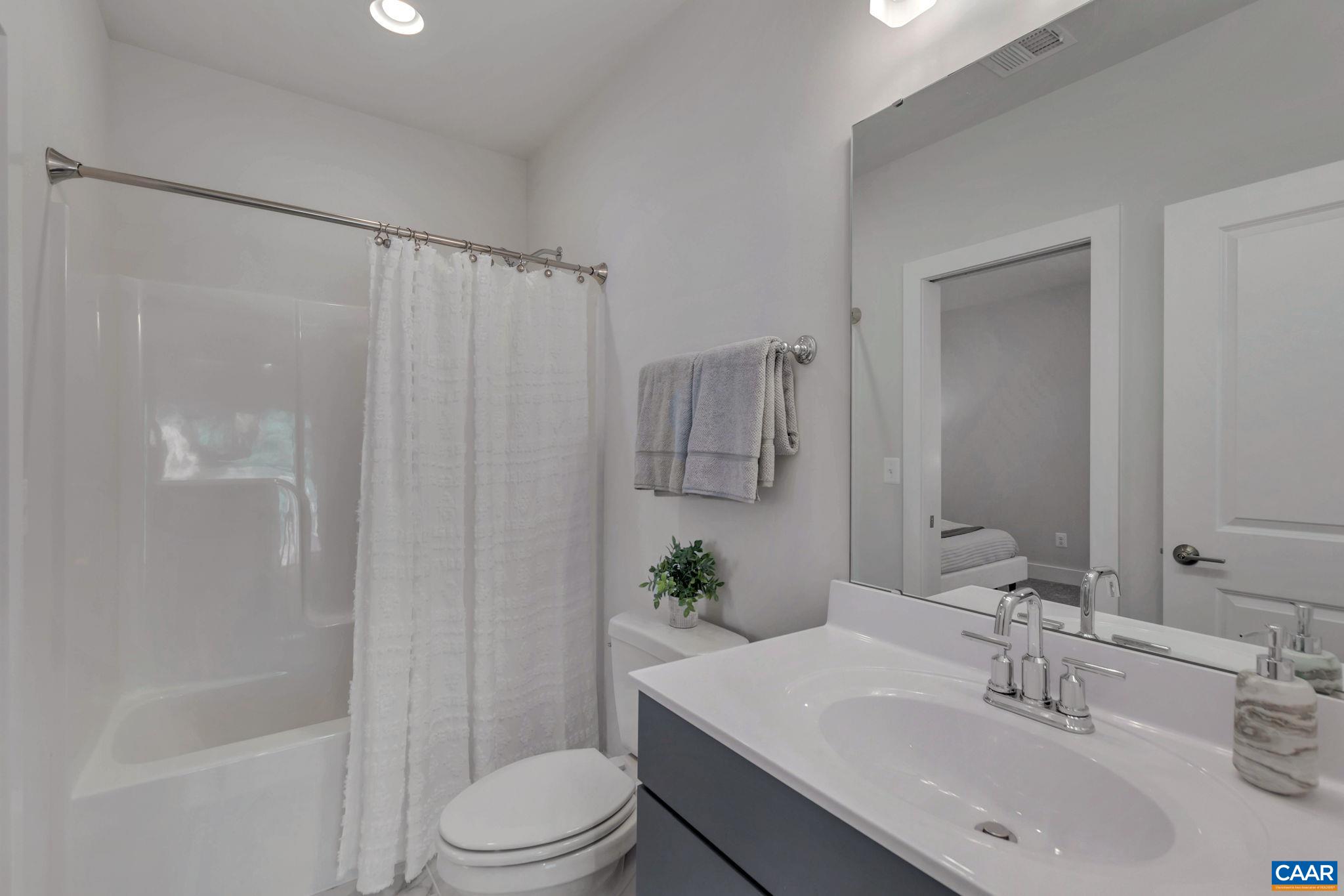 22A WARDELL CREST, CHARLOTTESVILLE, Virginia 22902, 3 Bedrooms Bedrooms, ,2 BathroomsBathrooms,Residential,The Meridian,22A WARDELL CREST,669623 MLS # 669623