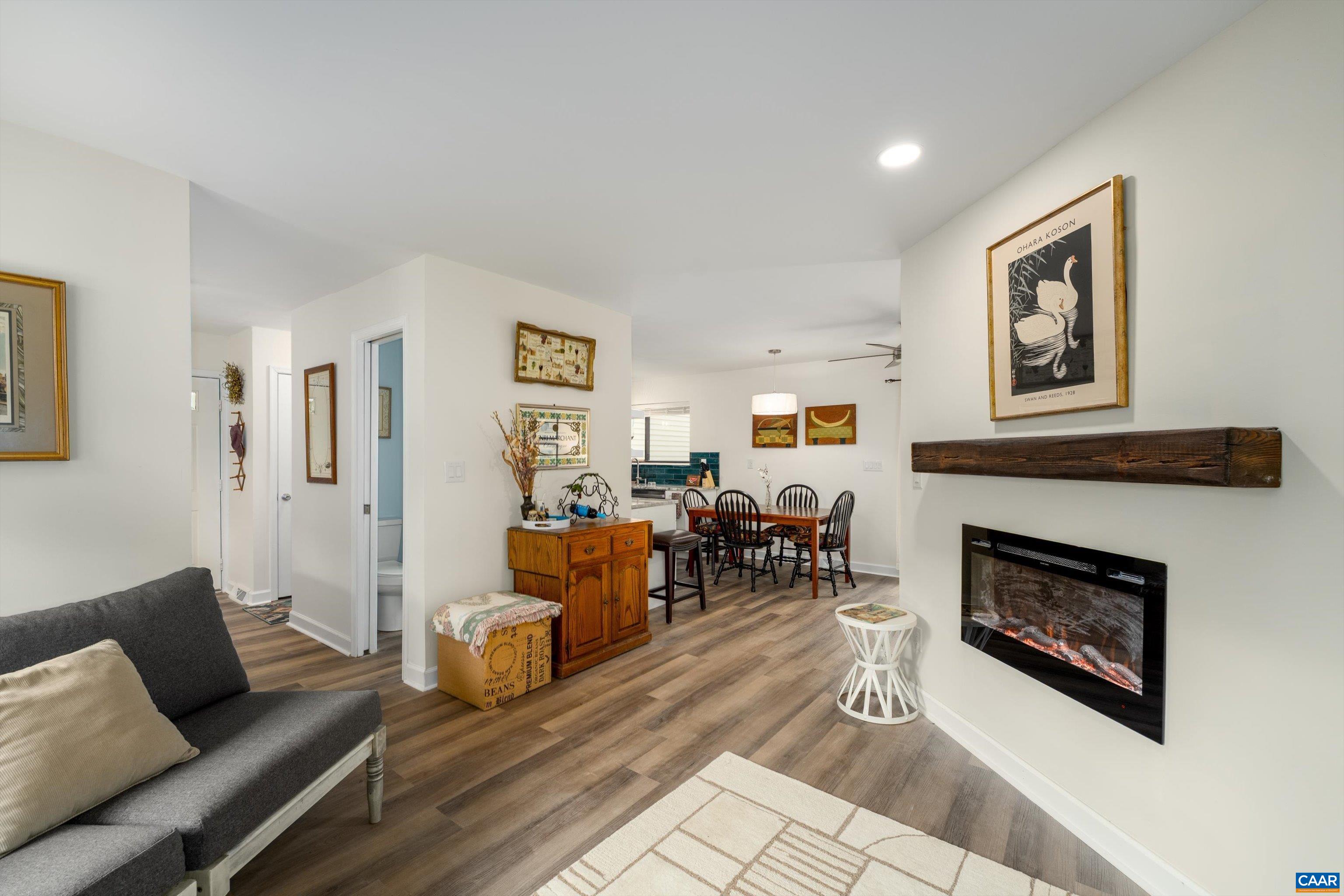 1236 CHATHAM RDG, CHARLOTTESVILLE, Virginia 22901, 2 Bedrooms Bedrooms, ,1 BathroomBathrooms,Residential,1236 CHATHAM RDG,669627 MLS # 669627
