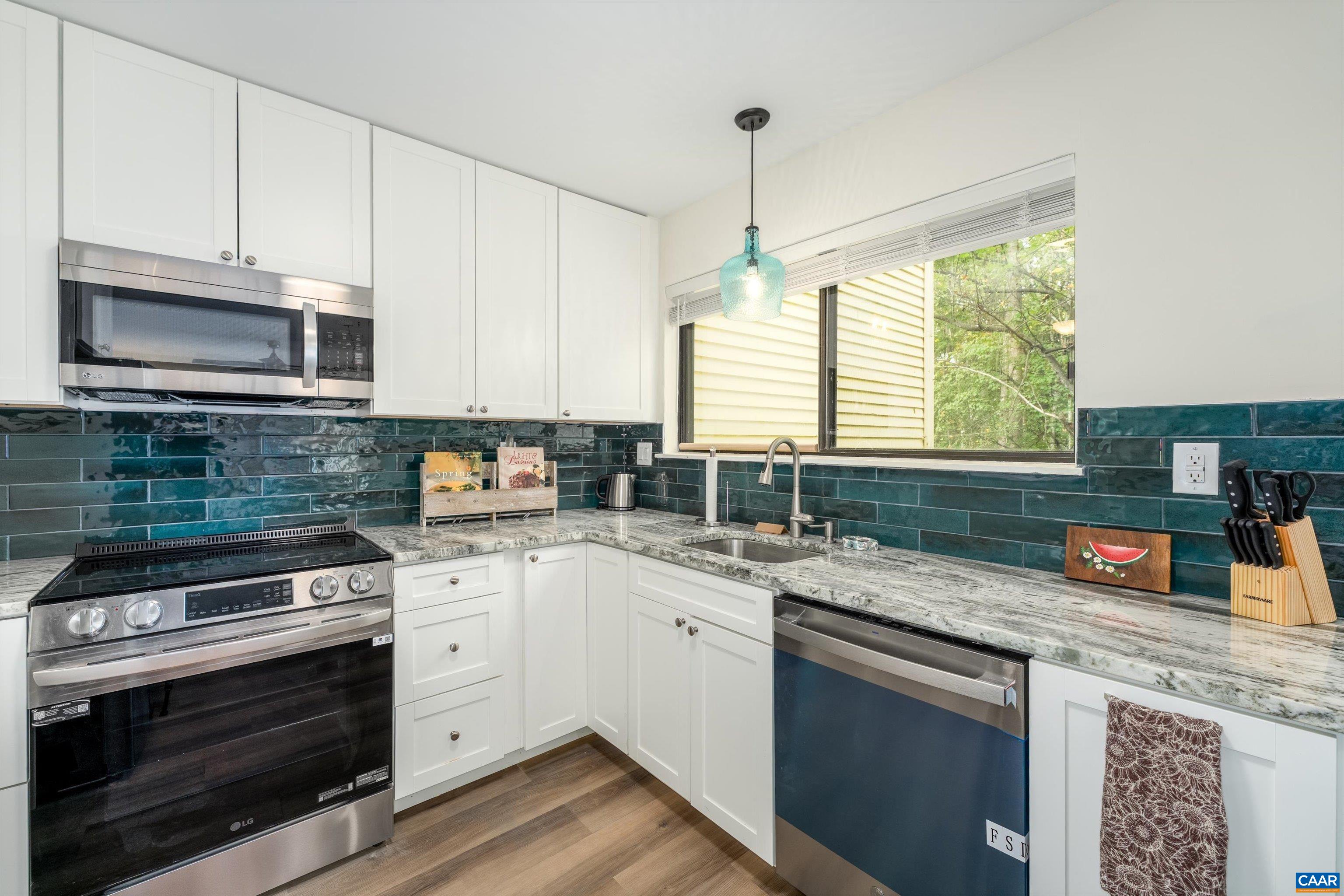 1236 CHATHAM RDG, CHARLOTTESVILLE, Virginia 22901, 2 Bedrooms Bedrooms, ,1 BathroomBathrooms,Residential,1236 CHATHAM RDG,669627 MLS # 669627