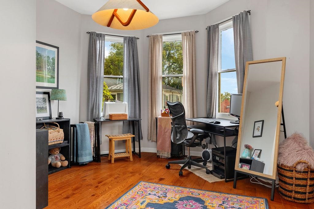 110 N JEFFERSON ST, STAUNTON, Virginia 24401, 3 Bedrooms Bedrooms, ,2 BathroomsBathrooms,Residential,110 N JEFFERSON ST,669628 MLS # 669628