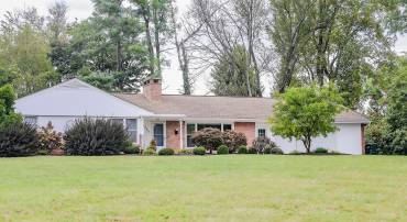 1525 TUCKAHOE RD, WAYNESBORO, Virginia 22980, 2 Bedrooms Bedrooms, ,2 BathroomsBathrooms,Residential,1525 TUCKAHOE RD,669629 MLS # 669629