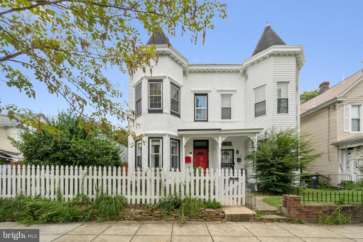 3206 5TH ST SE, WASHINGTON, District Of Columbia 20032, 3 Bedrooms Bedrooms, ,2 BathroomsBathrooms,Residential,For sale,3206 5TH ST SE,DCDC2215544 MLS # DCDC2215544
