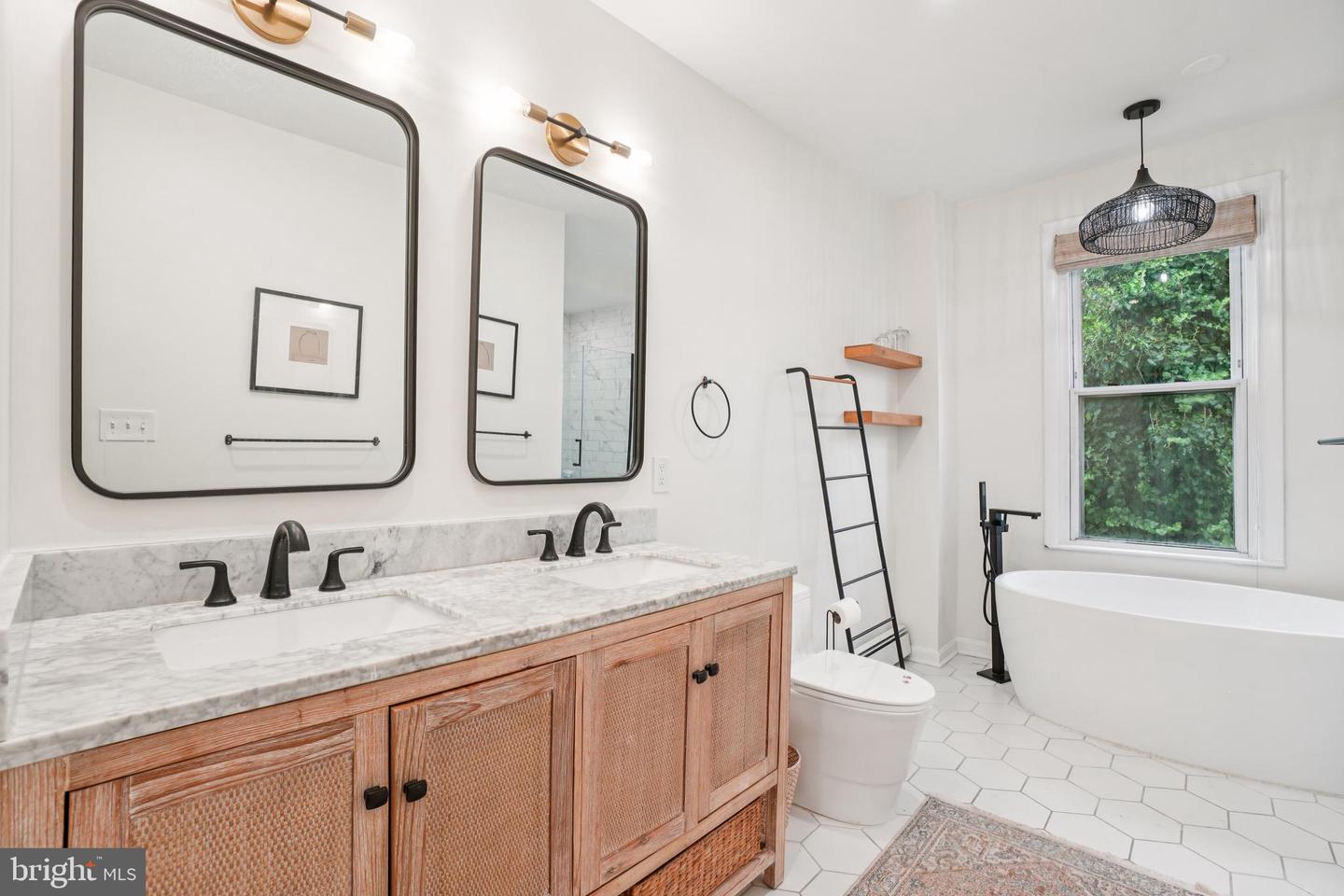 3206 5TH ST SE, WASHINGTON, District Of Columbia 20032, 3 Bedrooms Bedrooms, ,2 BathroomsBathrooms,Residential,For sale,3206 5TH ST SE,DCDC2215544 MLS # DCDC2215544