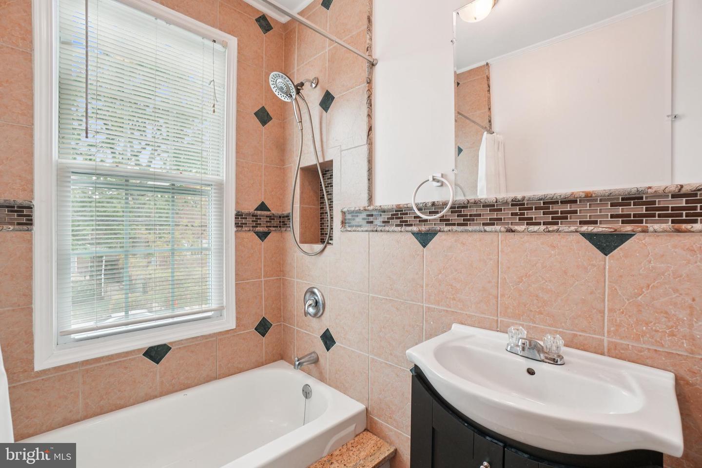 3206 5TH ST SE, WASHINGTON, District Of Columbia 20032, 3 Bedrooms Bedrooms, ,2 BathroomsBathrooms,Residential,For sale,3206 5TH ST SE,DCDC2215544 MLS # DCDC2215544