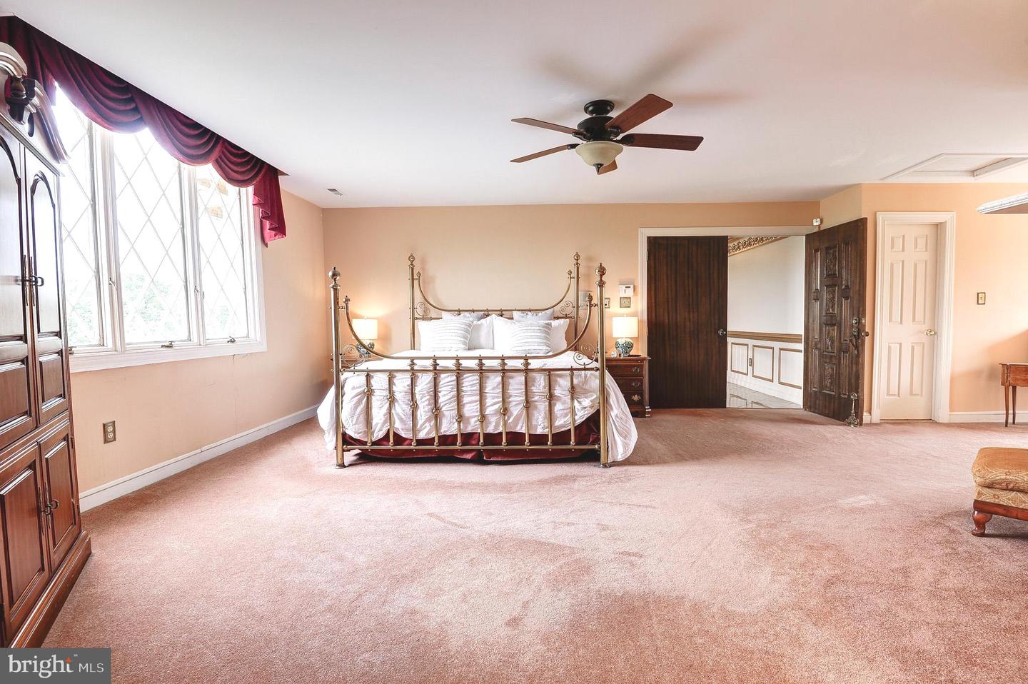 2821 INGRAM DR, HAYMARKET, Virginia 20169, 4 Bedrooms Bedrooms, ,6 BathroomsBathrooms,Residential,For sale,2821 INGRAM DR,VAPW2101748 MLS # VAPW2101748