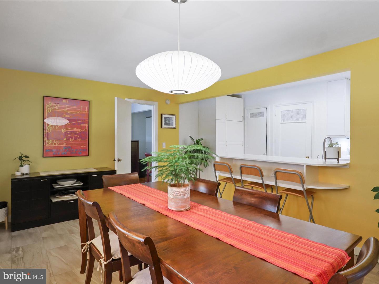 2512 N GRANADA ST, ARLINGTON, Virginia 22207, 3 Bedrooms Bedrooms, 10 Rooms Rooms,2 BathroomsBathrooms,Residential,For sale,2512 N GRANADA ST,VAAR2062452 MLS # VAAR2062452