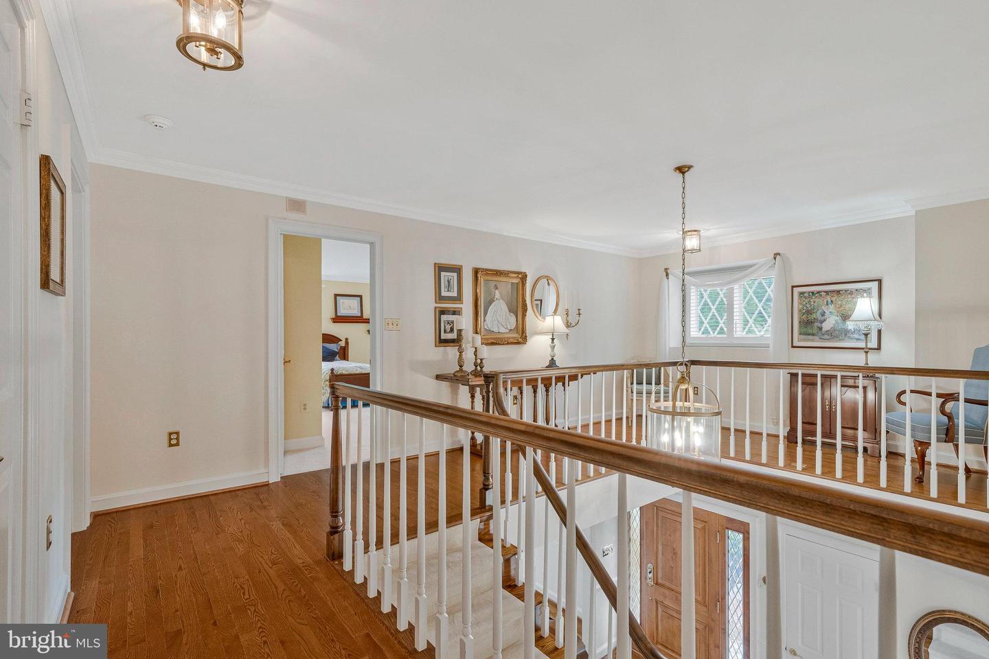 10309 HICKORY FOREST DR, OAKTON, Virginia 22124, 4 Bedrooms Bedrooms, ,3 BathroomsBathrooms,Residential,For sale,10309 HICKORY FOREST DR,VAFX2262226 MLS # VAFX2262226
