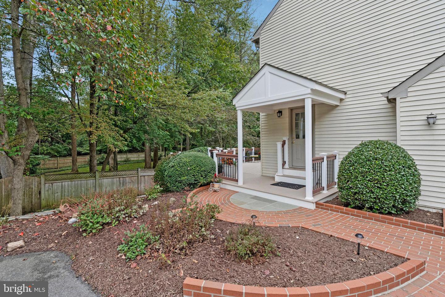 10309 HICKORY FOREST DR, OAKTON, Virginia 22124, 4 Bedrooms Bedrooms, ,3 BathroomsBathrooms,Residential,For sale,10309 HICKORY FOREST DR,VAFX2262226 MLS # VAFX2262226