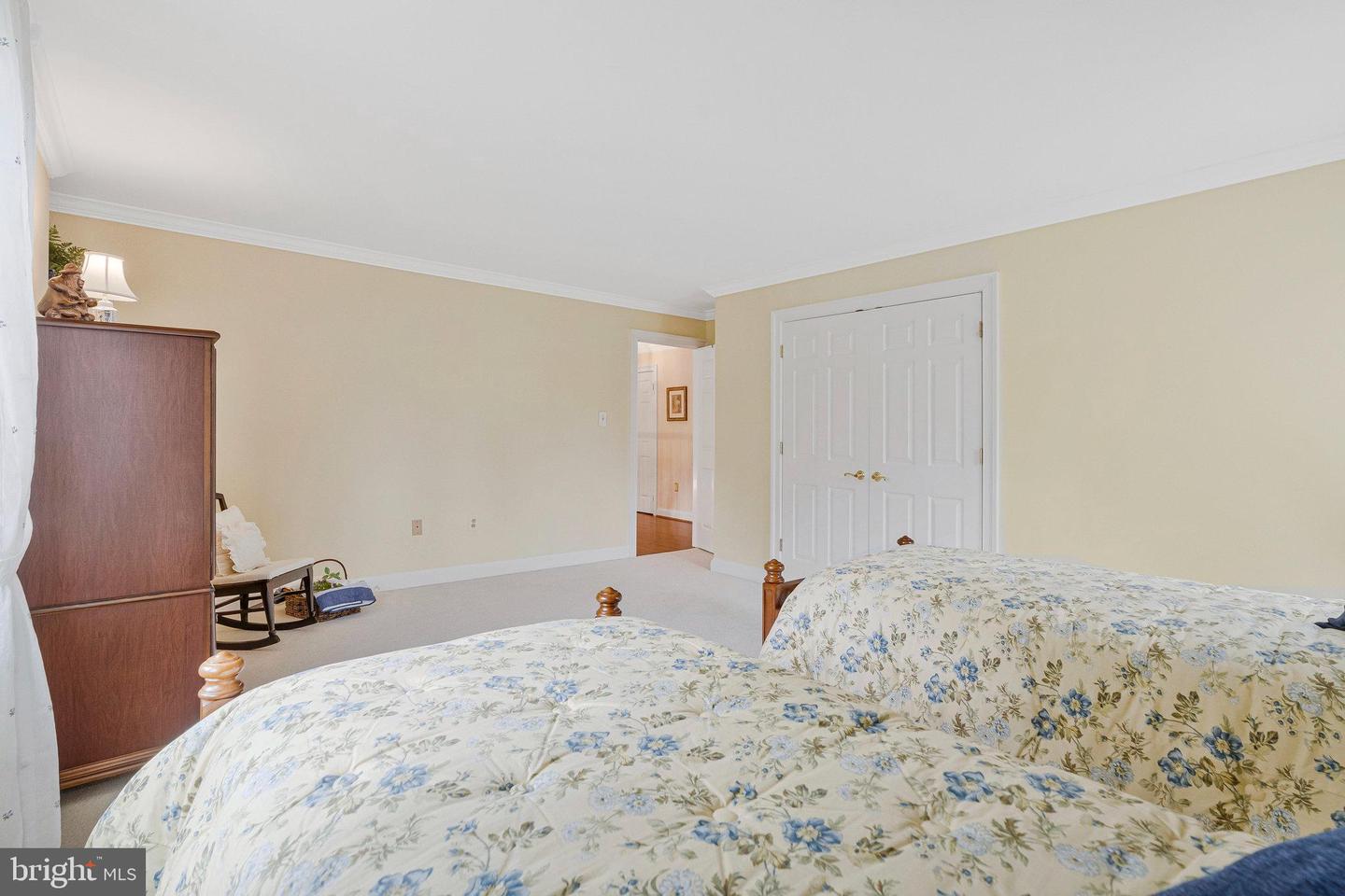 10309 HICKORY FOREST DR, OAKTON, Virginia 22124, 4 Bedrooms Bedrooms, ,3 BathroomsBathrooms,Residential,For sale,10309 HICKORY FOREST DR,VAFX2262226 MLS # VAFX2262226