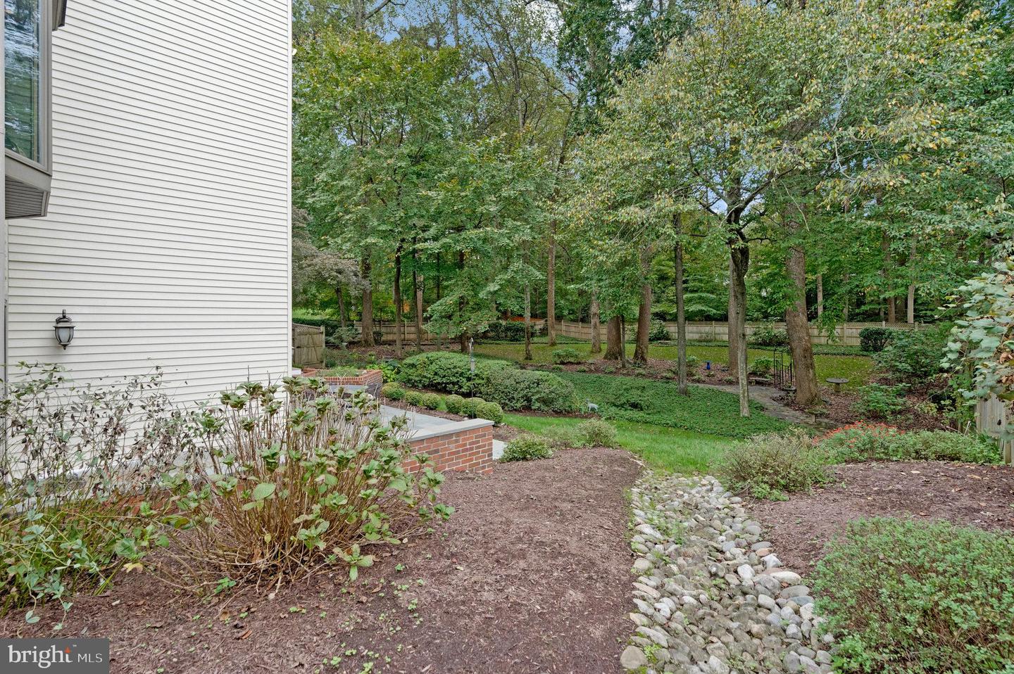 10309 HICKORY FOREST DR, OAKTON, Virginia 22124, 4 Bedrooms Bedrooms, ,3 BathroomsBathrooms,Residential,For sale,10309 HICKORY FOREST DR,VAFX2262226 MLS # VAFX2262226