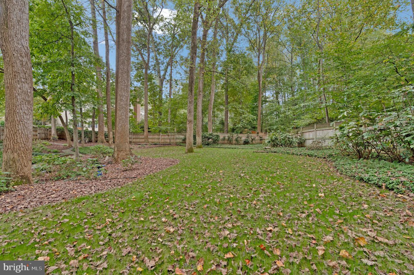 10309 HICKORY FOREST DR, OAKTON, Virginia 22124, 4 Bedrooms Bedrooms, ,3 BathroomsBathrooms,Residential,For sale,10309 HICKORY FOREST DR,VAFX2262226 MLS # VAFX2262226