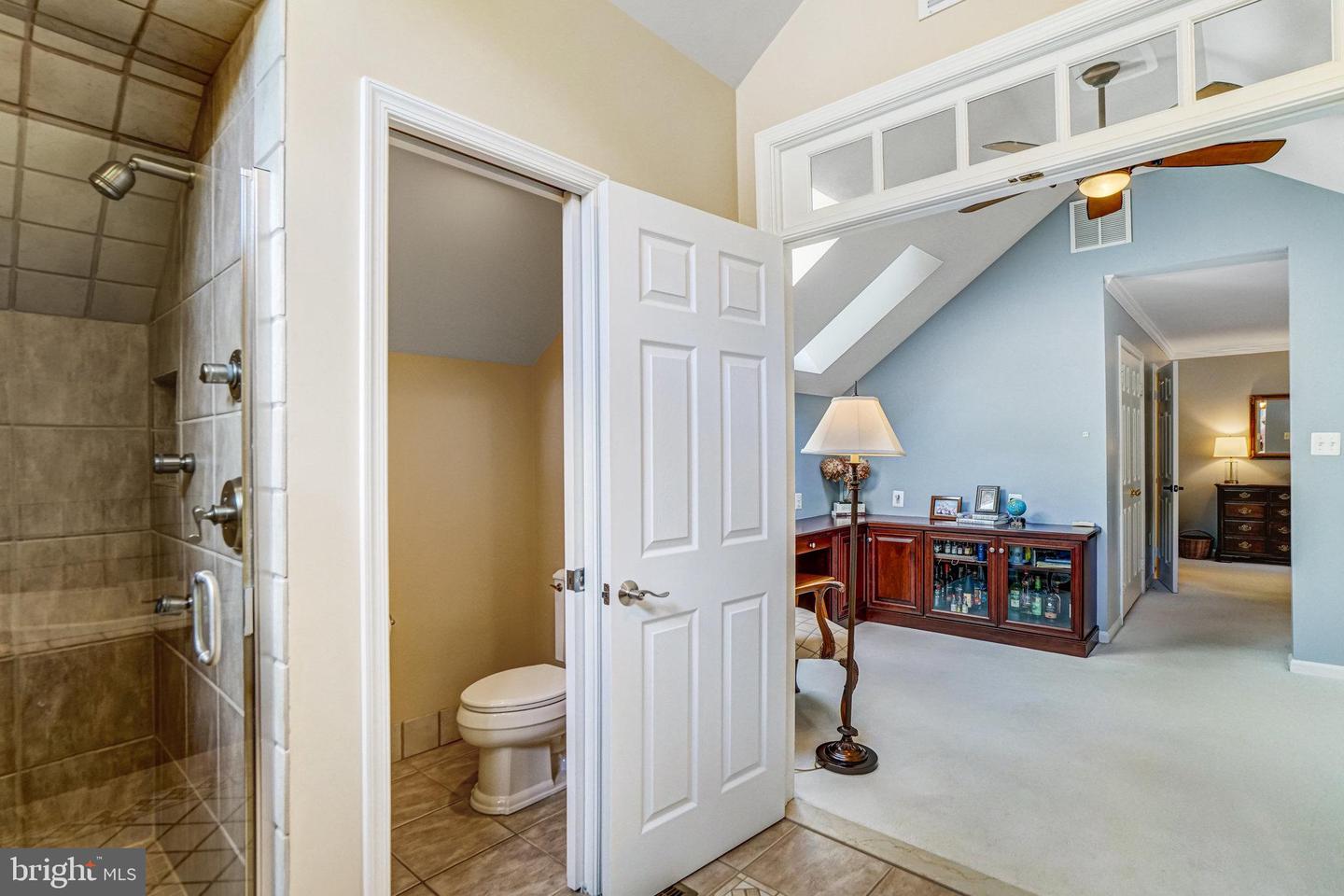 6815 BLUECURL CIR, SPRINGFIELD, Virginia 22152, 5 Bedrooms Bedrooms, 16 Rooms Rooms,3 BathroomsBathrooms,Residential,For sale,6815 BLUECURL CIR,VAFX2262270 MLS # VAFX2262270