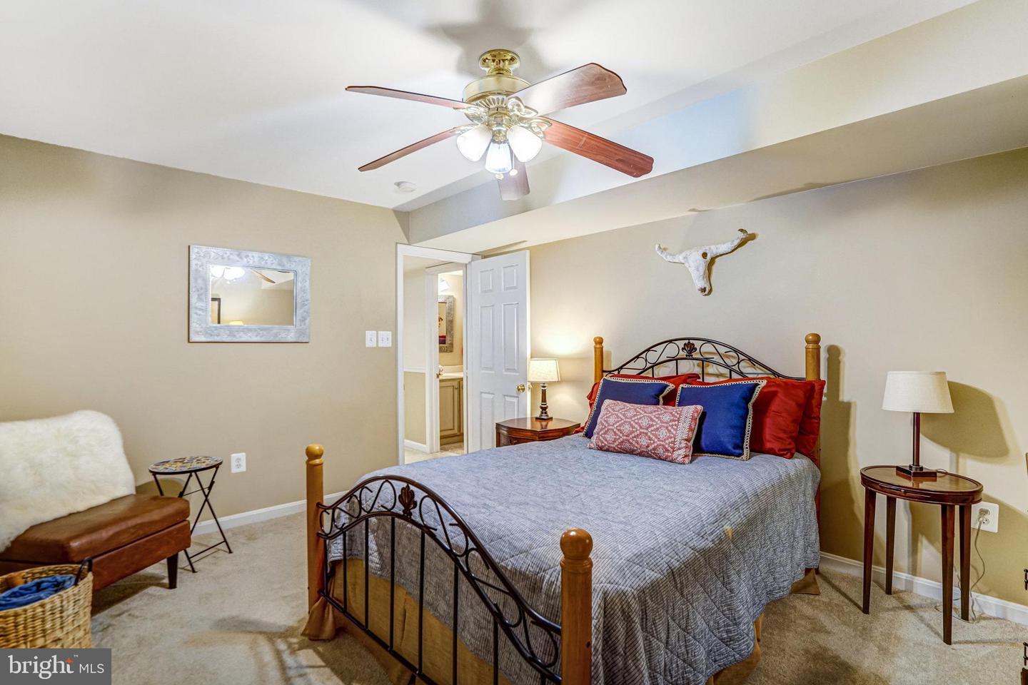 6815 BLUECURL CIR, SPRINGFIELD, Virginia 22152, 5 Bedrooms Bedrooms, 16 Rooms Rooms,3 BathroomsBathrooms,Residential,For sale,6815 BLUECURL CIR,VAFX2262270 MLS # VAFX2262270