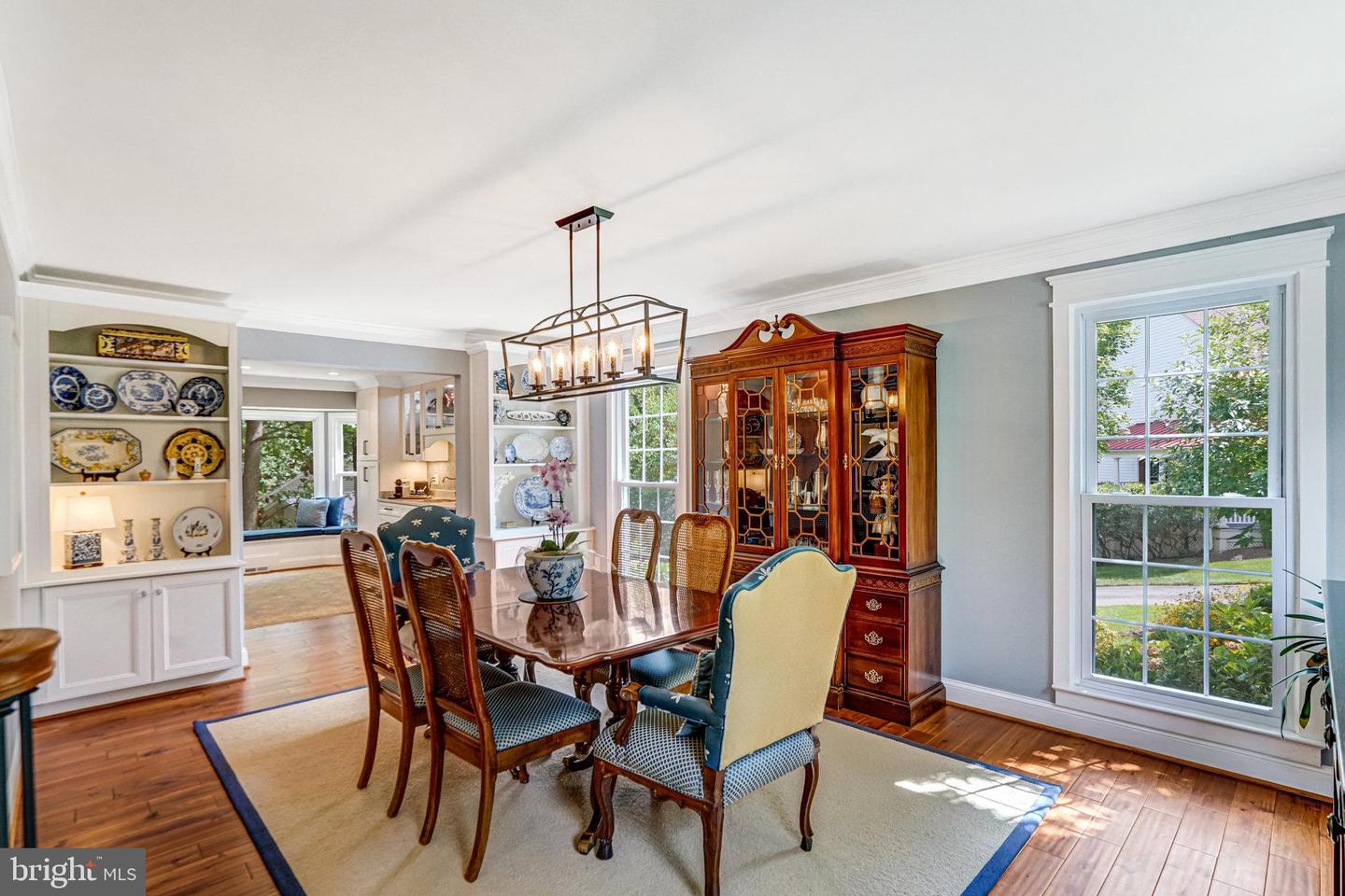 6815 BLUECURL CIR, SPRINGFIELD, Virginia 22152, 5 Bedrooms Bedrooms, 16 Rooms Rooms,3 BathroomsBathrooms,Residential,For sale,6815 BLUECURL CIR,VAFX2262270 MLS # VAFX2262270