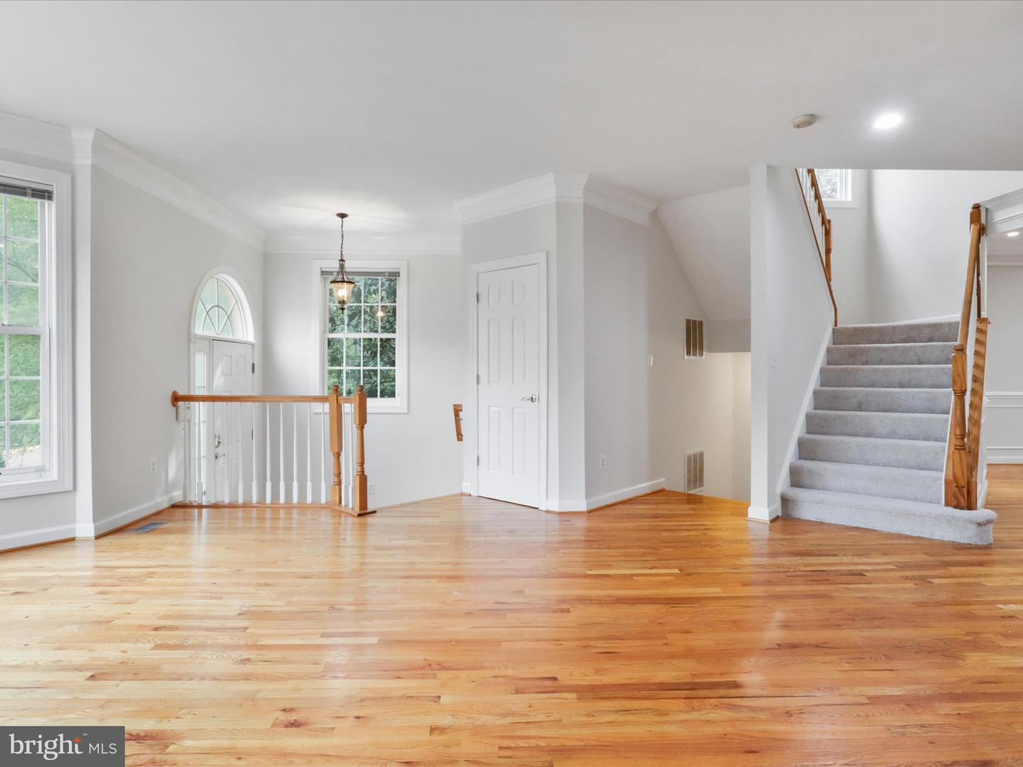 3782 ELMWOOD TOWNE WAY, ALEXANDRIA, Virginia 22303, 3 Bedrooms Bedrooms, 7 Rooms Rooms,3 BathroomsBathrooms,Residential,For sale,3782 ELMWOOD TOWNE WAY,VAFX2262272 MLS # VAFX2262272