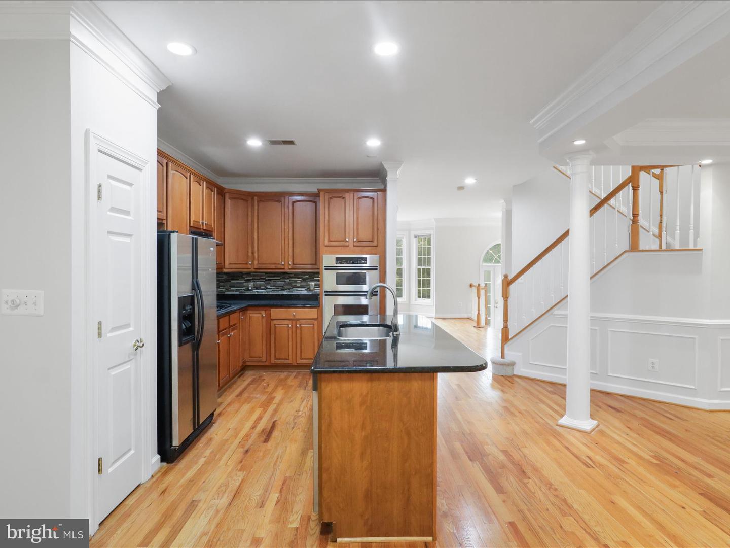 3782 ELMWOOD TOWNE WAY, ALEXANDRIA, Virginia 22303, 3 Bedrooms Bedrooms, 7 Rooms Rooms,3 BathroomsBathrooms,Residential,For sale,3782 ELMWOOD TOWNE WAY,VAFX2262272 MLS # VAFX2262272