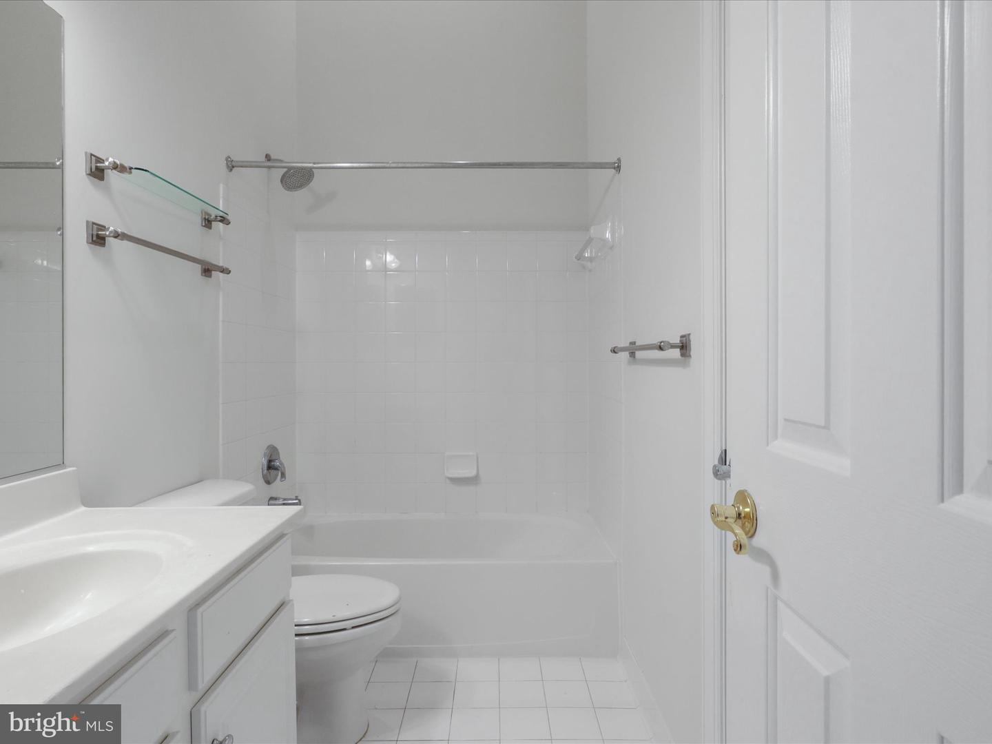 3782 ELMWOOD TOWNE WAY, ALEXANDRIA, Virginia 22303, 3 Bedrooms Bedrooms, 7 Rooms Rooms,3 BathroomsBathrooms,Residential,For sale,3782 ELMWOOD TOWNE WAY,VAFX2262272 MLS # VAFX2262272