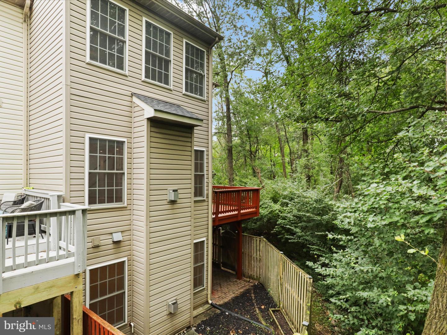 3782 ELMWOOD TOWNE WAY, ALEXANDRIA, Virginia 22303, 3 Bedrooms Bedrooms, 7 Rooms Rooms,3 BathroomsBathrooms,Residential,For sale,3782 ELMWOOD TOWNE WAY,VAFX2262272 MLS # VAFX2262272