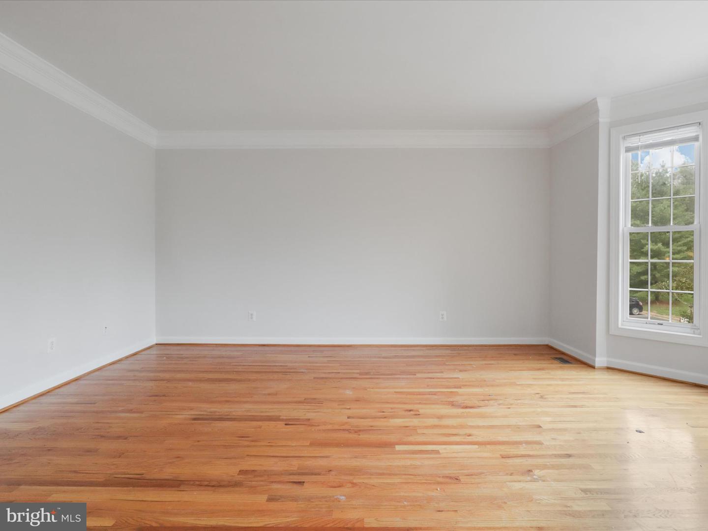 3782 ELMWOOD TOWNE WAY, ALEXANDRIA, Virginia 22303, 3 Bedrooms Bedrooms, 7 Rooms Rooms,3 BathroomsBathrooms,Residential,For sale,3782 ELMWOOD TOWNE WAY,VAFX2262272 MLS # VAFX2262272