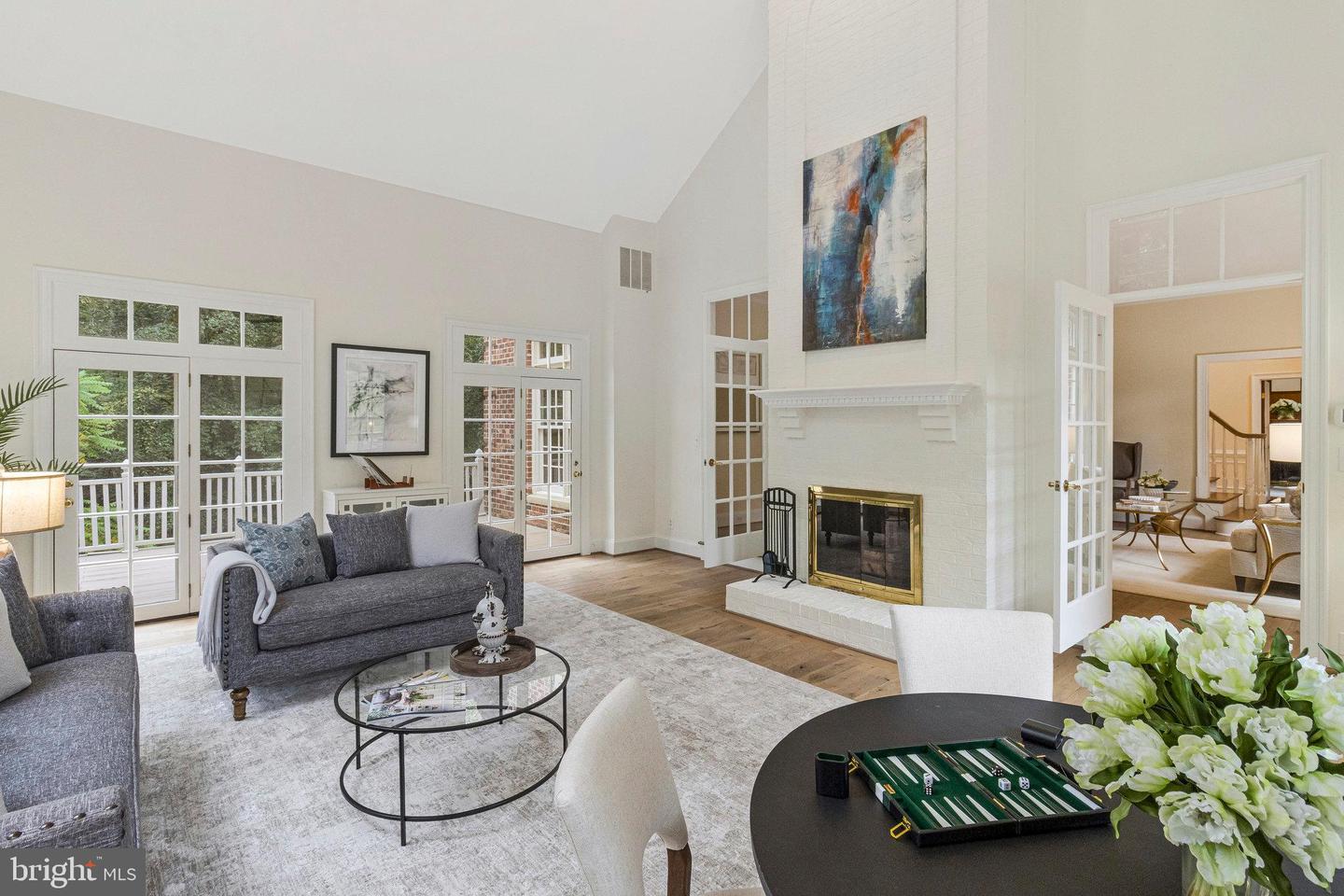 10112 HIGH HILL CT, GREAT FALLS, Virginia 22066, 5 Bedrooms Bedrooms, ,5 BathroomsBathrooms,Residential,For sale,10112 HIGH HILL CT,VAFX2262468 MLS # VAFX2262468