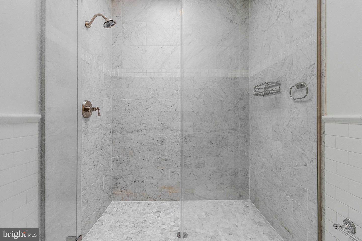 10112 HIGH HILL CT, GREAT FALLS, Virginia 22066, 5 Bedrooms Bedrooms, ,5 BathroomsBathrooms,Residential,For sale,10112 HIGH HILL CT,VAFX2262468 MLS # VAFX2262468