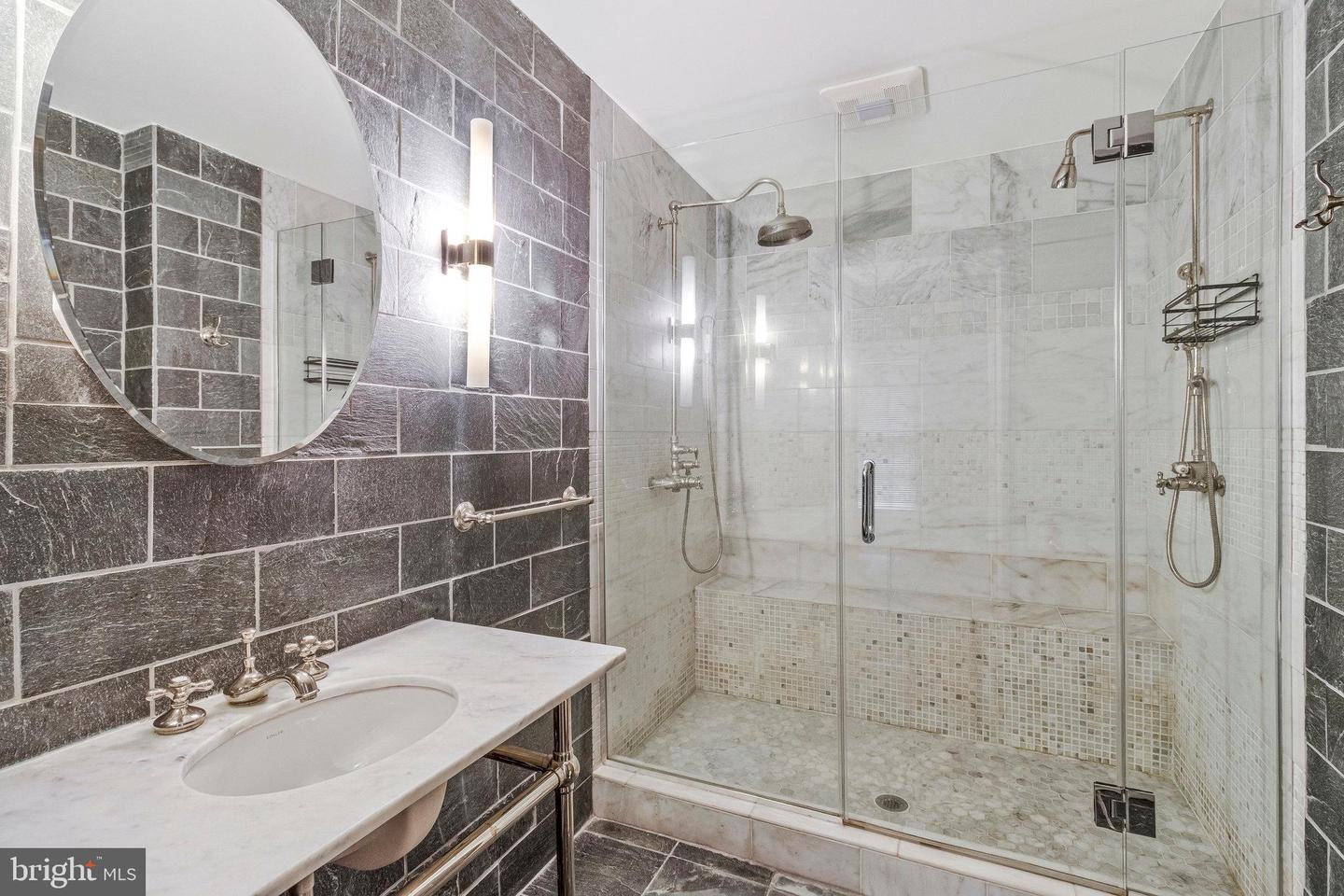 10112 HIGH HILL CT, GREAT FALLS, Virginia 22066, 5 Bedrooms Bedrooms, ,5 BathroomsBathrooms,Residential,For sale,10112 HIGH HILL CT,VAFX2262468 MLS # VAFX2262468