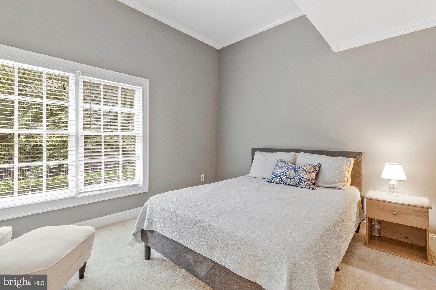 10112 HIGH HILL CT, GREAT FALLS, Virginia 22066, 5 Bedrooms Bedrooms, ,5 BathroomsBathrooms,Residential,For sale,10112 HIGH HILL CT,VAFX2262468 MLS # VAFX2262468