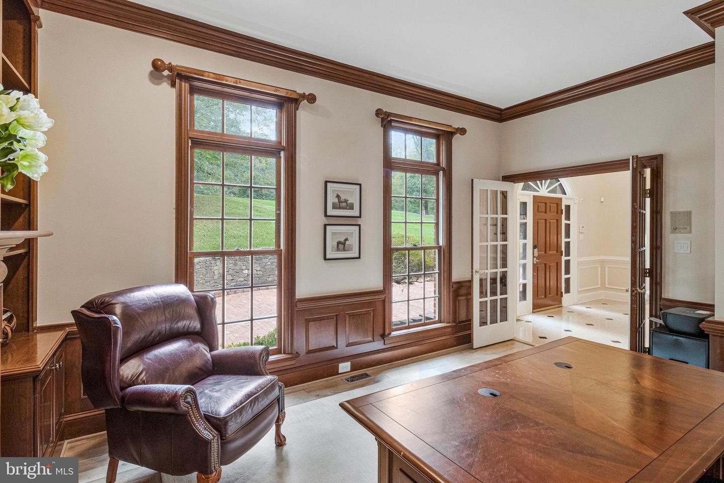 10112 HIGH HILL CT, GREAT FALLS, Virginia 22066, 5 Bedrooms Bedrooms, ,5 BathroomsBathrooms,Residential,For sale,10112 HIGH HILL CT,VAFX2262468 MLS # VAFX2262468