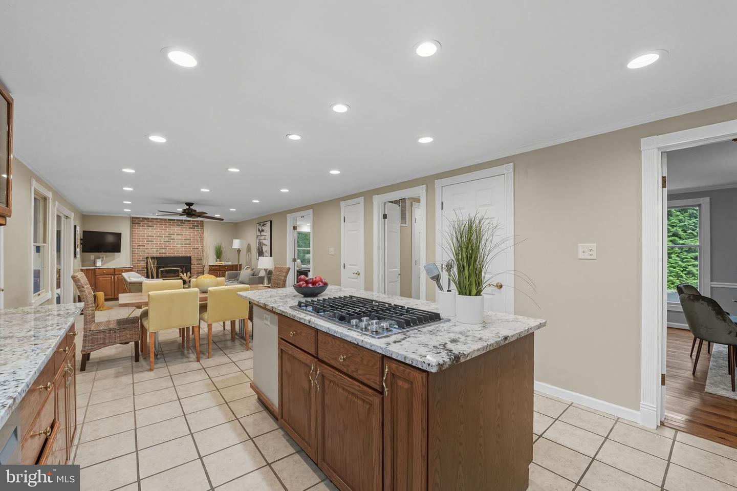 2904 ROCK MANOR CT, HERNDON, Virginia 20171, 5 Bedrooms Bedrooms, ,2 BathroomsBathrooms,Residential,For sale,2904 ROCK MANOR CT,VAFX2263000 MLS # VAFX2263000