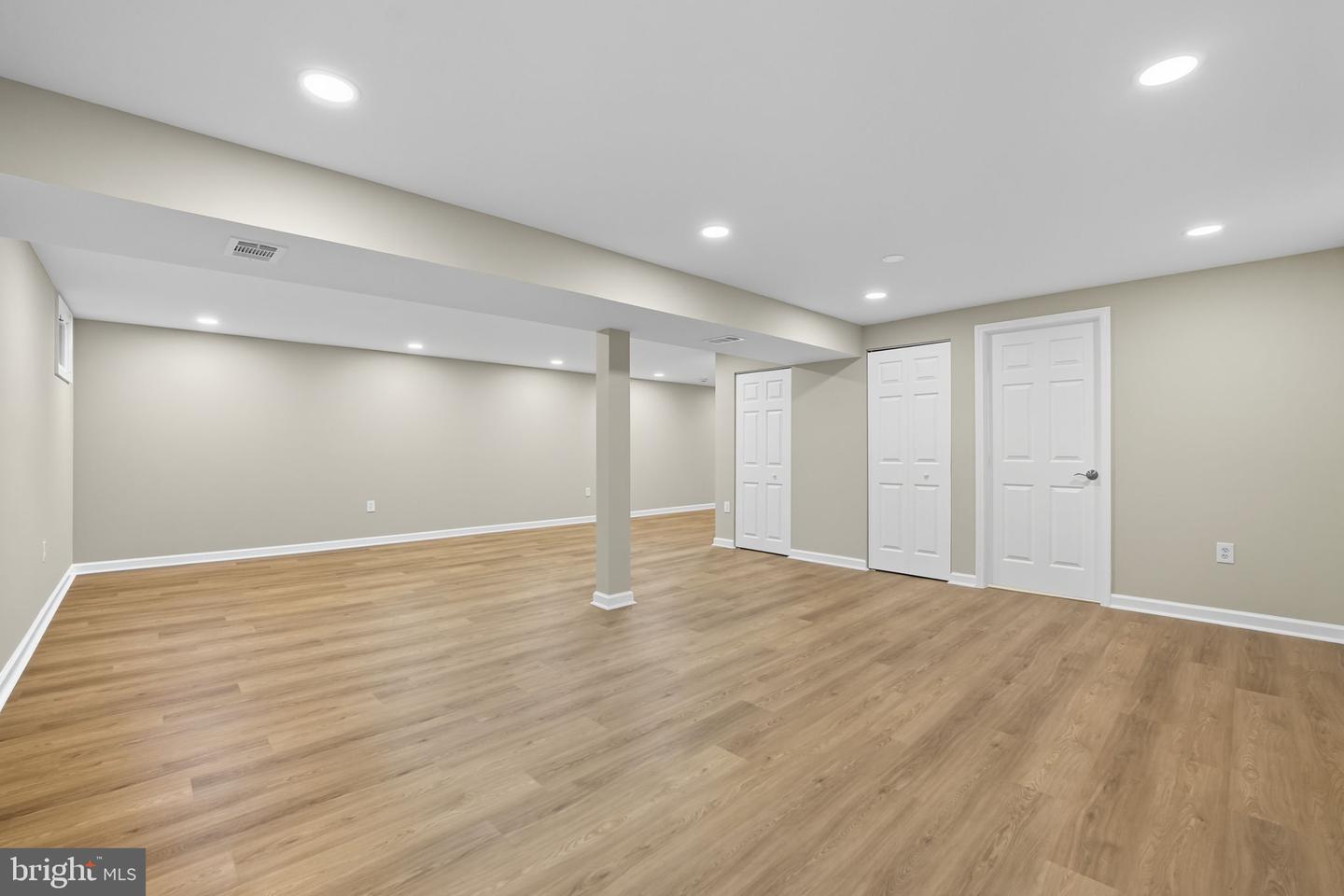2904 ROCK MANOR CT, HERNDON, Virginia 20171, 5 Bedrooms Bedrooms, ,2 BathroomsBathrooms,Residential,For sale,2904 ROCK MANOR CT,VAFX2263000 MLS # VAFX2263000