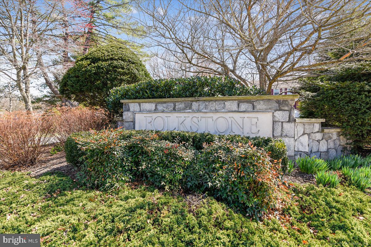 2904 ROCK MANOR CT, HERNDON, Virginia 20171, 5 Bedrooms Bedrooms, ,2 BathroomsBathrooms,Residential,For sale,2904 ROCK MANOR CT,VAFX2263000 MLS # VAFX2263000