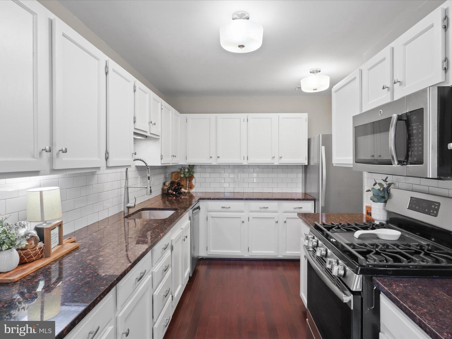 14545 CREEK BRANCH CT, CENTREVILLE, Virginia 20120, 3 Bedrooms Bedrooms, ,3 BathroomsBathrooms,Residential,For sale,14545 CREEK BRANCH CT,VAFX2263048 MLS # VAFX2263048