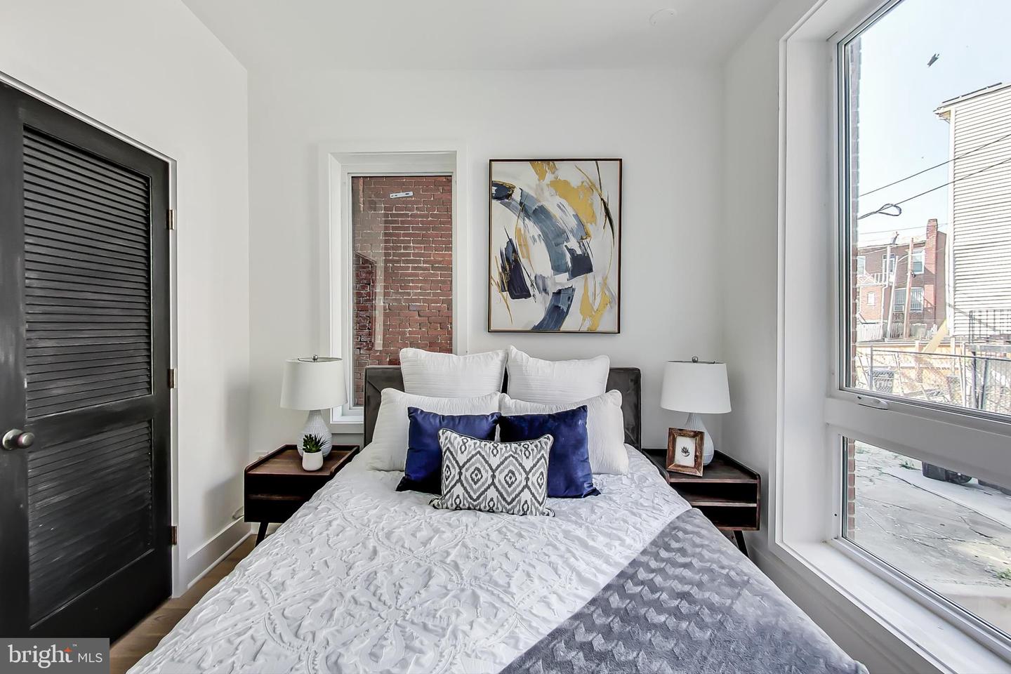 207 FLORIDA AVE NW #1, WASHINGTON, District Of Columbia 20001, 2 Bedrooms Bedrooms, ,2 BathroomsBathrooms,Residential,For sale,207 FLORIDA AVE NW #1,DCDC2217766 MLS # DCDC2217766