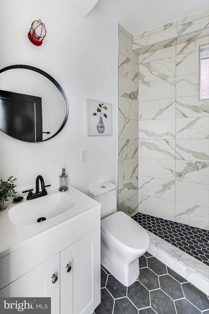 207 FLORIDA AVE NW #1, WASHINGTON, District Of Columbia 20001, 2 Bedrooms Bedrooms, ,2 BathroomsBathrooms,Residential,For sale,207 FLORIDA AVE NW #1,DCDC2217766 MLS # DCDC2217766