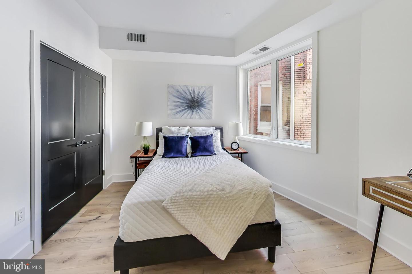 207 FLORIDA AVE NW #1, WASHINGTON, District Of Columbia 20001, 2 Bedrooms Bedrooms, ,2 BathroomsBathrooms,Residential,For sale,207 FLORIDA AVE NW #1,DCDC2217766 MLS # DCDC2217766
