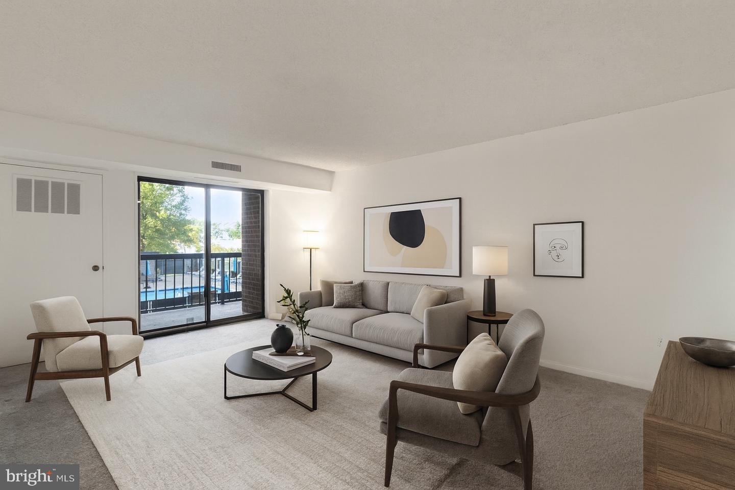 200 N PICKETT ST #215, ALEXANDRIA, Virginia 22304, 1 Bedroom Bedrooms, ,1 BathroomBathrooms,Residential,For sale,200 N PICKETT ST #215,VAAX2049228 MLS # VAAX2049228
