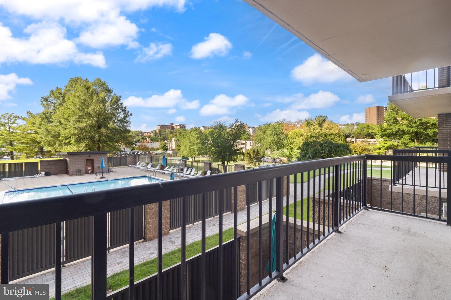 200 N PICKETT ST #215, ALEXANDRIA, Virginia 22304, 1 Bedroom Bedrooms, ,1 BathroomBathrooms,Residential,For sale,200 N PICKETT ST #215,VAAX2049228 MLS # VAAX2049228