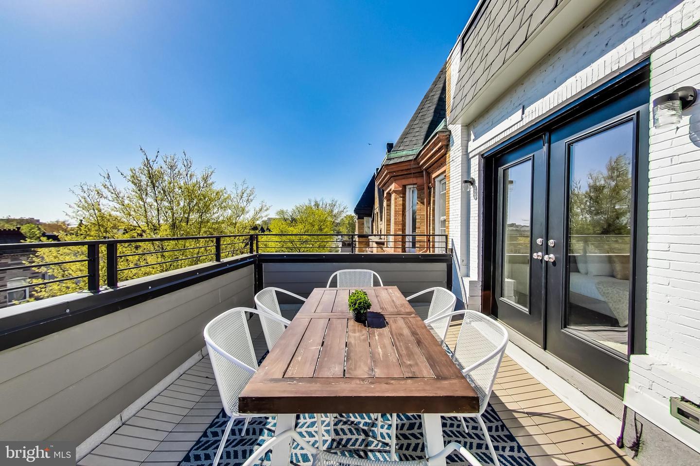 207 FLORIDA AVE NW #3, WASHINGTON, District Of Columbia 20001, 2 Bedrooms Bedrooms, ,2 BathroomsBathrooms,Residential,For sale,207 FLORIDA AVE NW #3,DCDC2218356 MLS # DCDC2218356