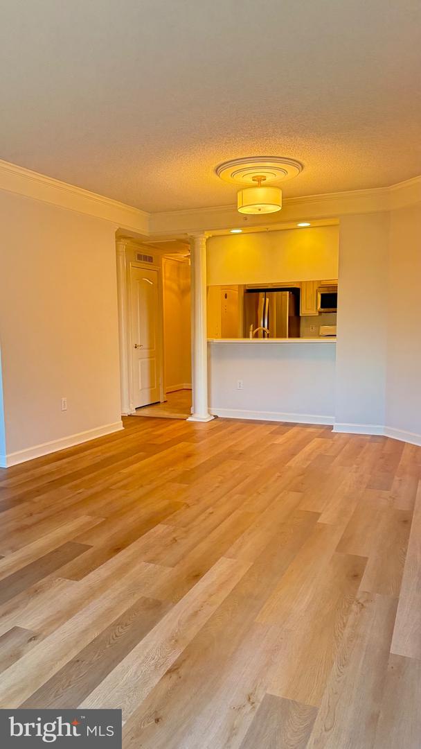 901 N MONROE ST #903, ARLINGTON, Virginia 22201, 2 Bedrooms Bedrooms, ,2 BathroomsBathrooms,Residential,For sale,901 N MONROE ST #903,VAAR2063094 MLS # VAAR2063094