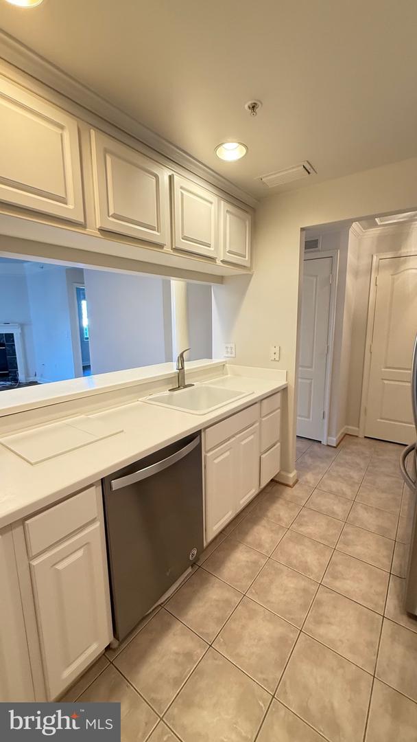 901 N MONROE ST #903, ARLINGTON, Virginia 22201, 2 Bedrooms Bedrooms, ,2 BathroomsBathrooms,Residential,For sale,901 N MONROE ST #903,VAAR2063094 MLS # VAAR2063094