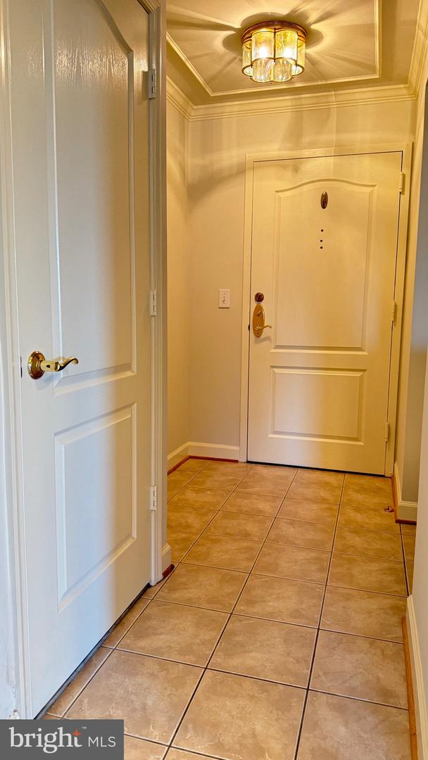 901 N MONROE ST #903, ARLINGTON, Virginia 22201, 2 Bedrooms Bedrooms, ,2 BathroomsBathrooms,Residential,For sale,901 N MONROE ST #903,VAAR2063094 MLS # VAAR2063094