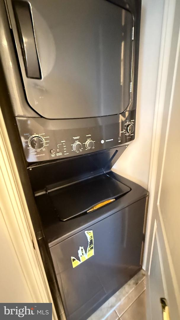 901 N MONROE ST #903, ARLINGTON, Virginia 22201, 2 Bedrooms Bedrooms, ,2 BathroomsBathrooms,Residential,For sale,901 N MONROE ST #903,VAAR2063094 MLS # VAAR2063094