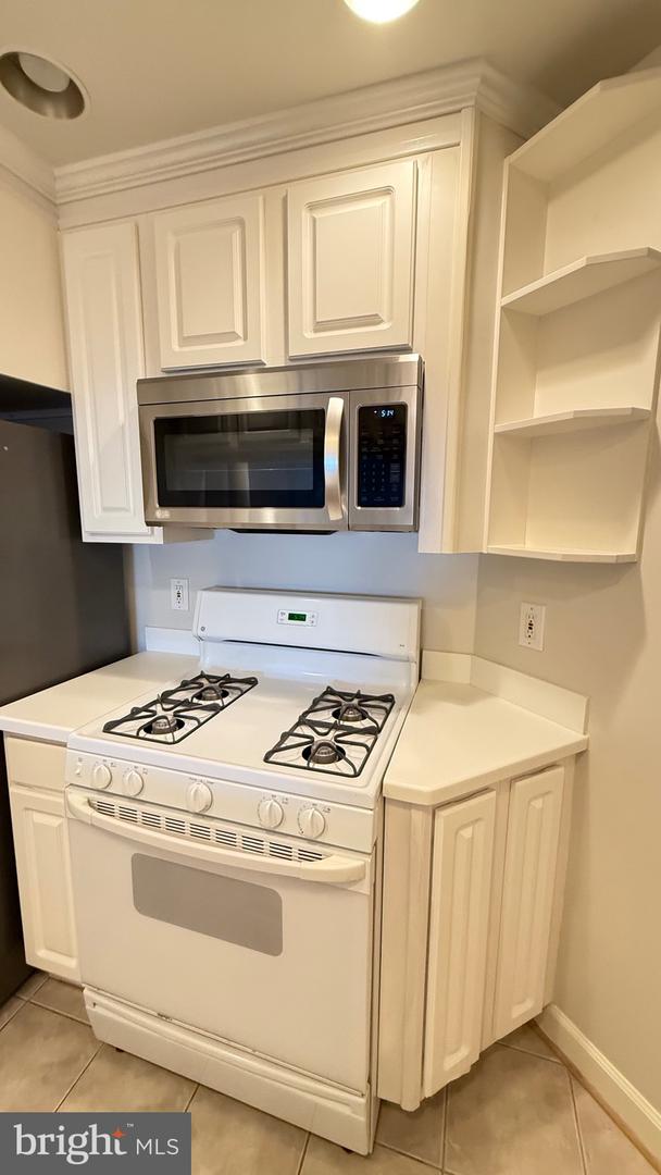 901 N MONROE ST #903, ARLINGTON, Virginia 22201, 2 Bedrooms Bedrooms, ,2 BathroomsBathrooms,Residential,For sale,901 N MONROE ST #903,VAAR2063094 MLS # VAAR2063094