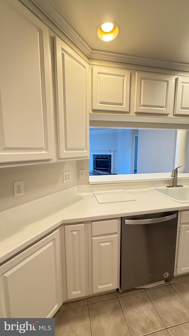 901 N MONROE ST #903, ARLINGTON, Virginia 22201, 2 Bedrooms Bedrooms, ,2 BathroomsBathrooms,Residential,For sale,901 N MONROE ST #903,VAAR2063094 MLS # VAAR2063094