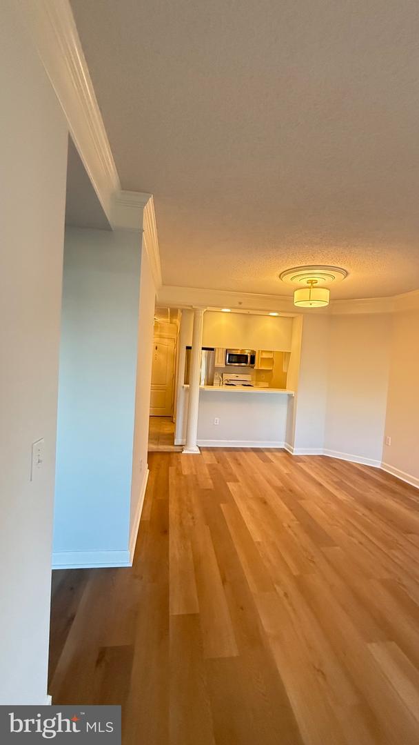 901 N MONROE ST #903, ARLINGTON, Virginia 22201, 2 Bedrooms Bedrooms, ,2 BathroomsBathrooms,Residential,For sale,901 N MONROE ST #903,VAAR2063094 MLS # VAAR2063094