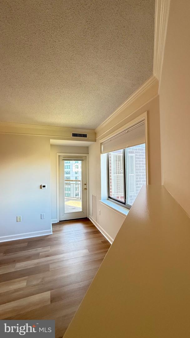901 N MONROE ST #903, ARLINGTON, Virginia 22201, 2 Bedrooms Bedrooms, ,2 BathroomsBathrooms,Residential,For sale,901 N MONROE ST #903,VAAR2063094 MLS # VAAR2063094