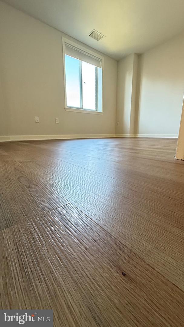 901 N MONROE ST #903, ARLINGTON, Virginia 22201, 2 Bedrooms Bedrooms, ,2 BathroomsBathrooms,Residential,For sale,901 N MONROE ST #903,VAAR2063094 MLS # VAAR2063094