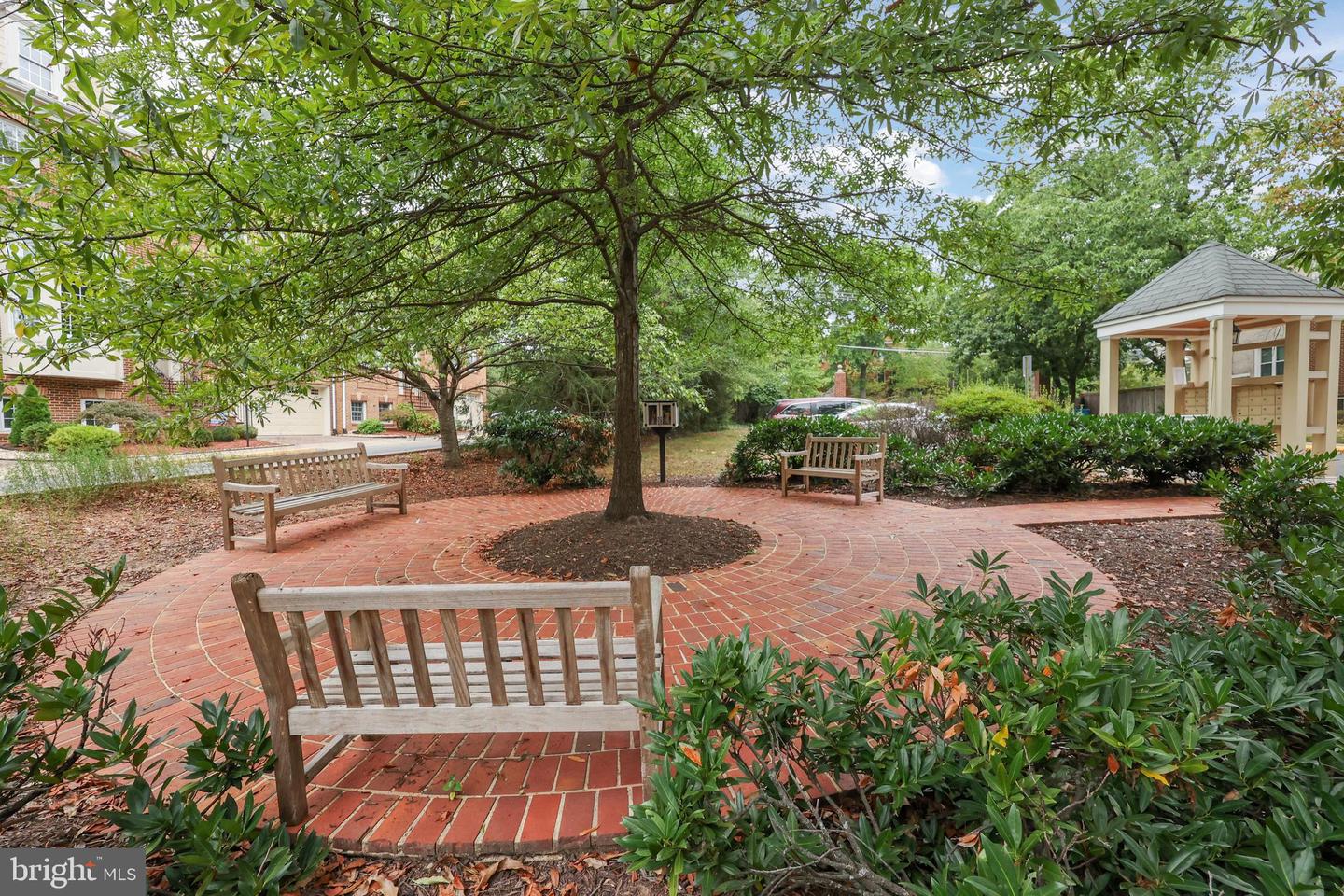 1829 JEFFERSONIAN DR, VIENNA, Virginia 22182, 4 Bedrooms Bedrooms, ,3 BathroomsBathrooms,Residential,For sale,1829 JEFFERSONIAN DR,VAFX2264934 MLS # VAFX2264934